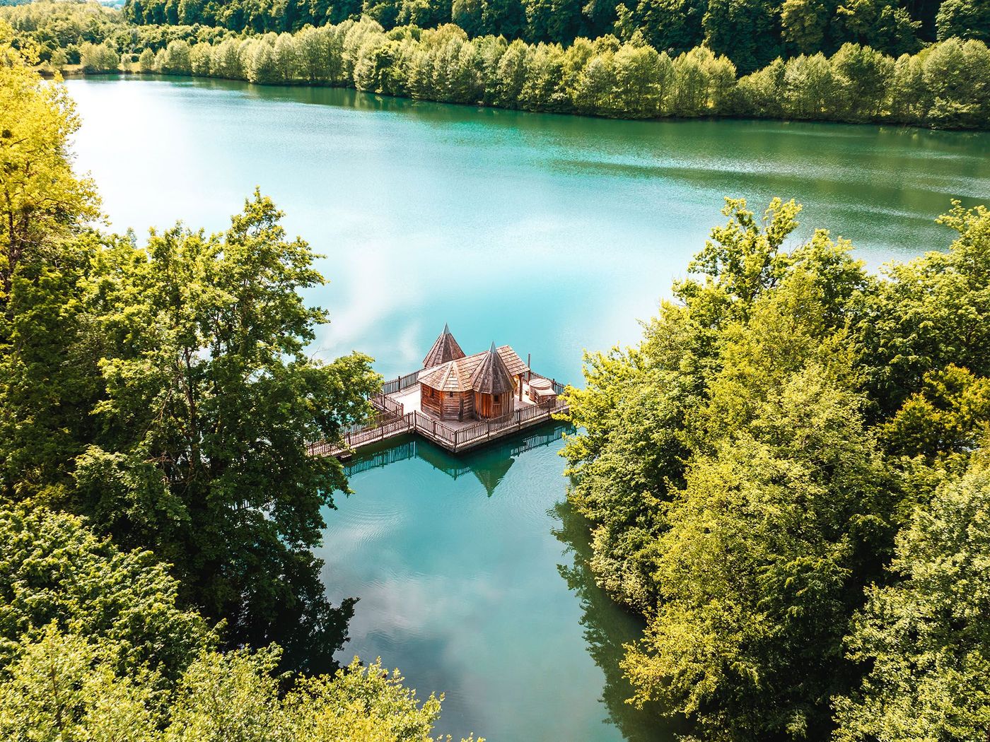 Cabane Spa Château aux Cabanes des Grands Lacs - Franche-Comté © elsa_cyril