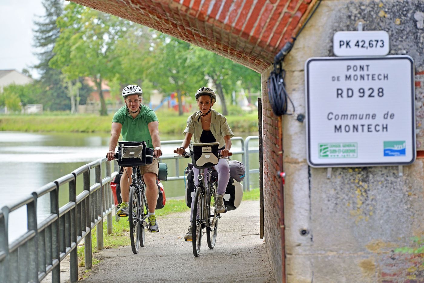 Canal deux mers Vélo Pont