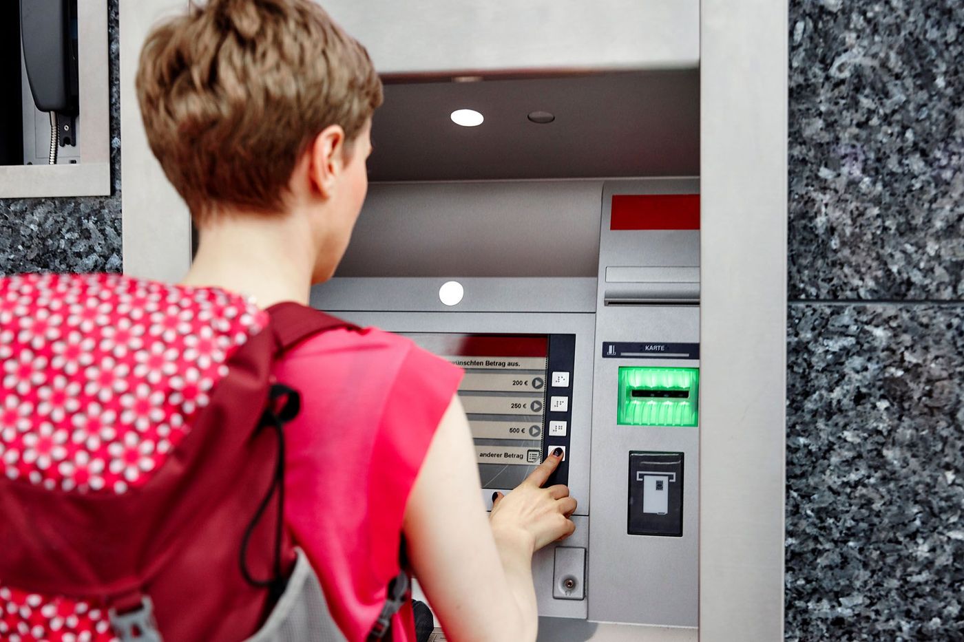 Quels frais de transaction