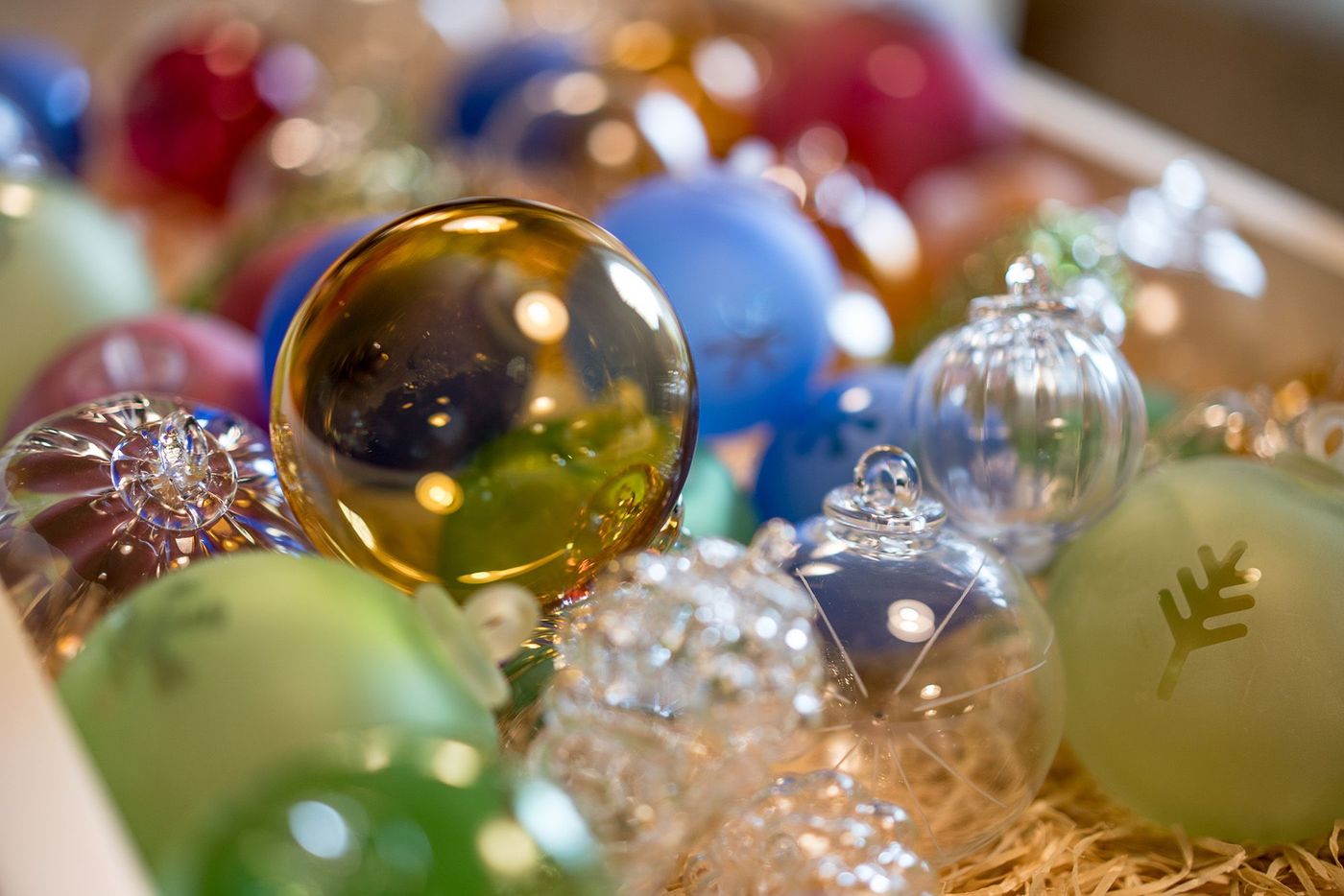 Centre international d’art verrier - boules de Noël