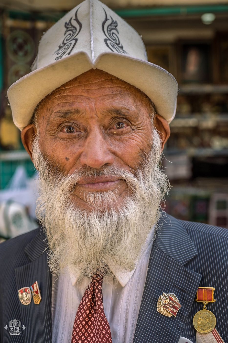 Kirghizistan Portrait Chapeau traditionnel