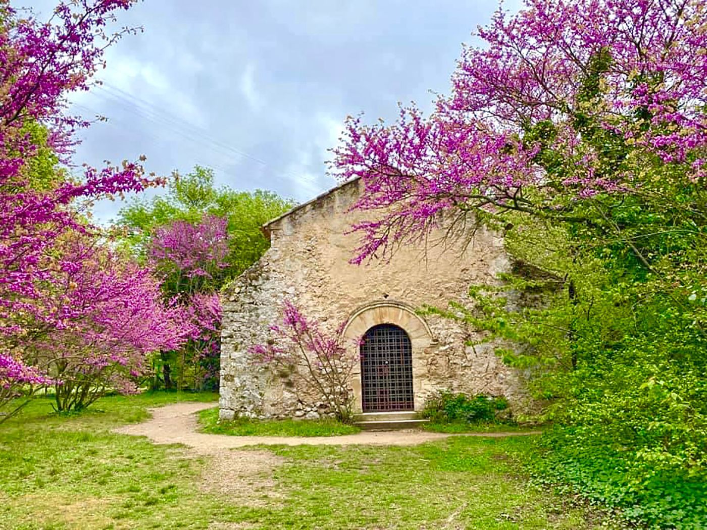 Chapelle romane - Vallée de Saint-Pons