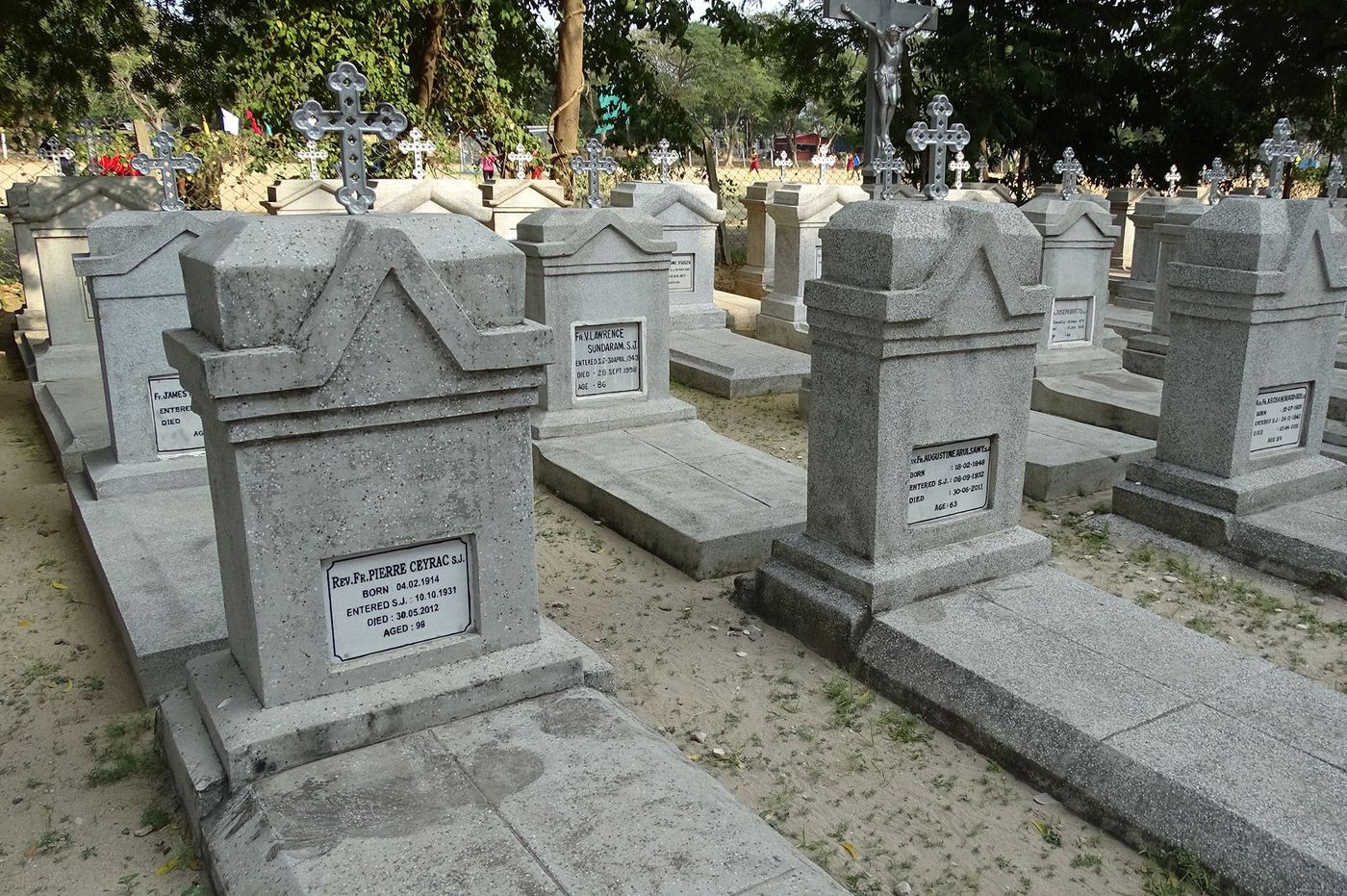 Chennai Tombe du Père Ceyrac