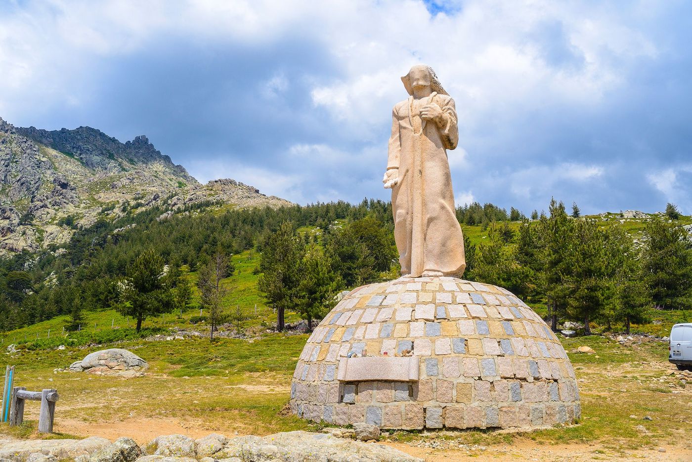 Col de Vergio - statue du Christ