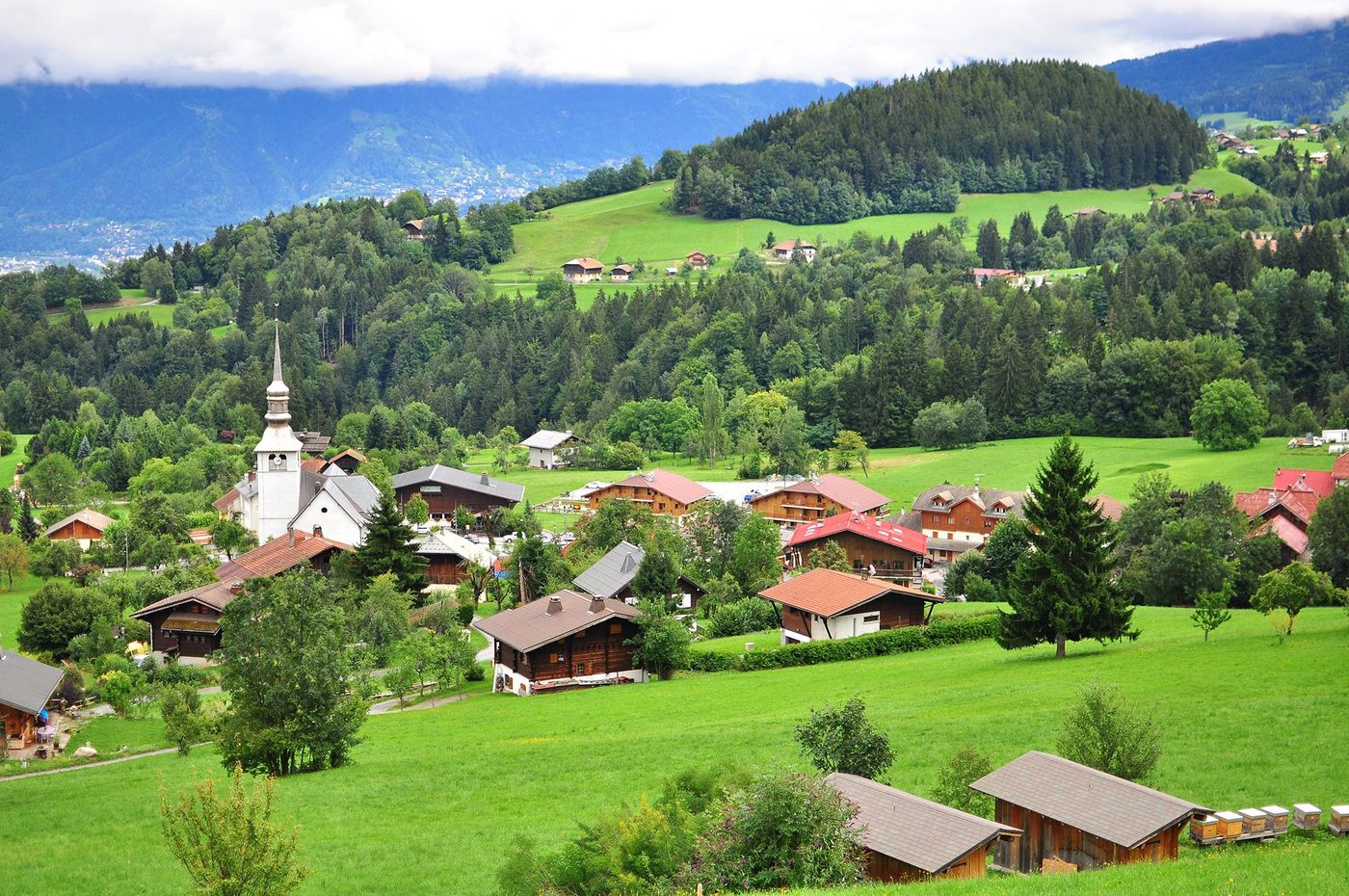 Église Saint-Nicolas de Combloux et village - Alpes