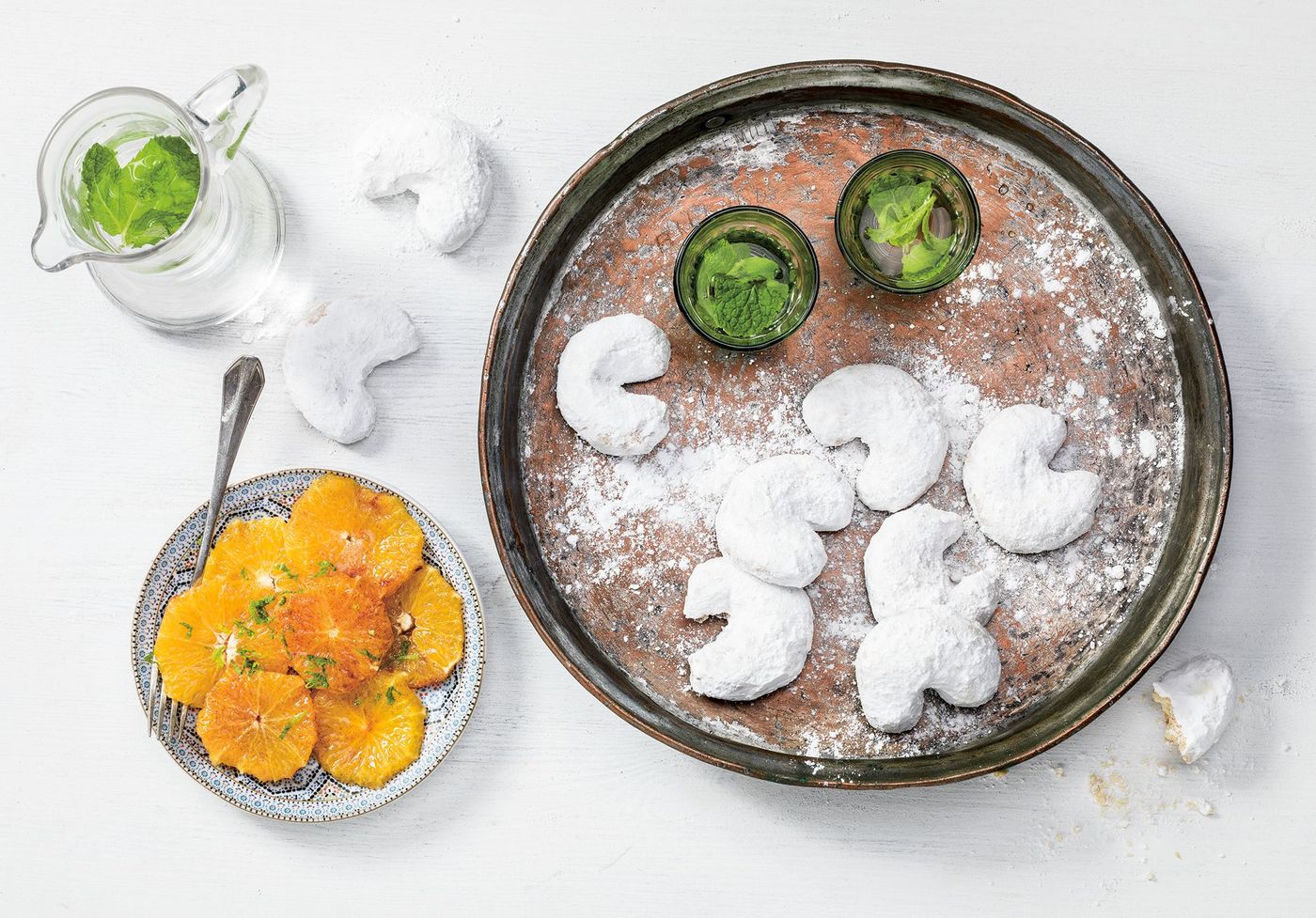 Salade d'orange à la cannelle et cornes de gazelle