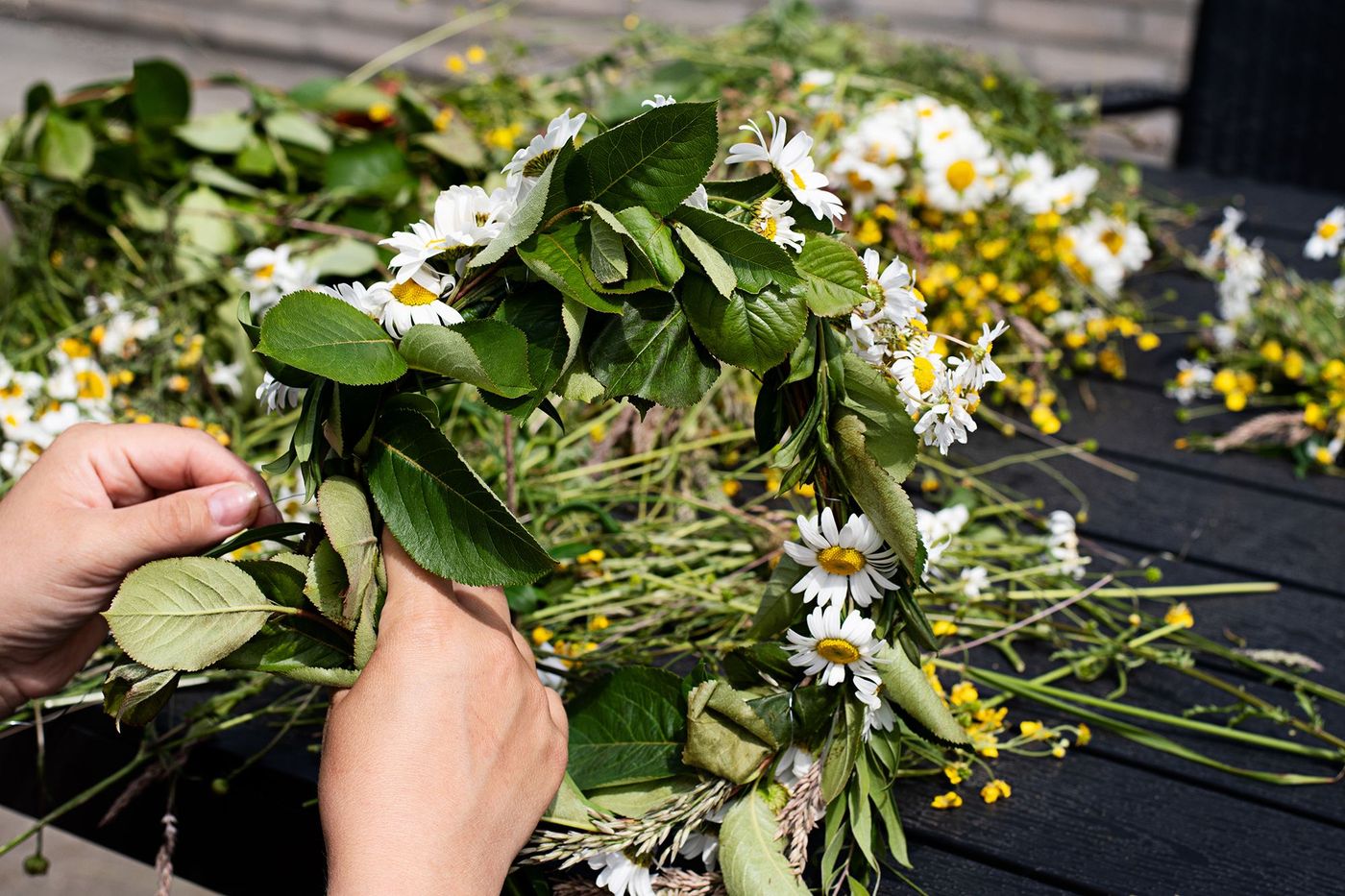 Création de couronnes de fleurs