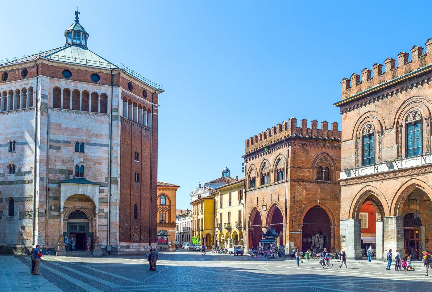 Cremona - piazza del Comune