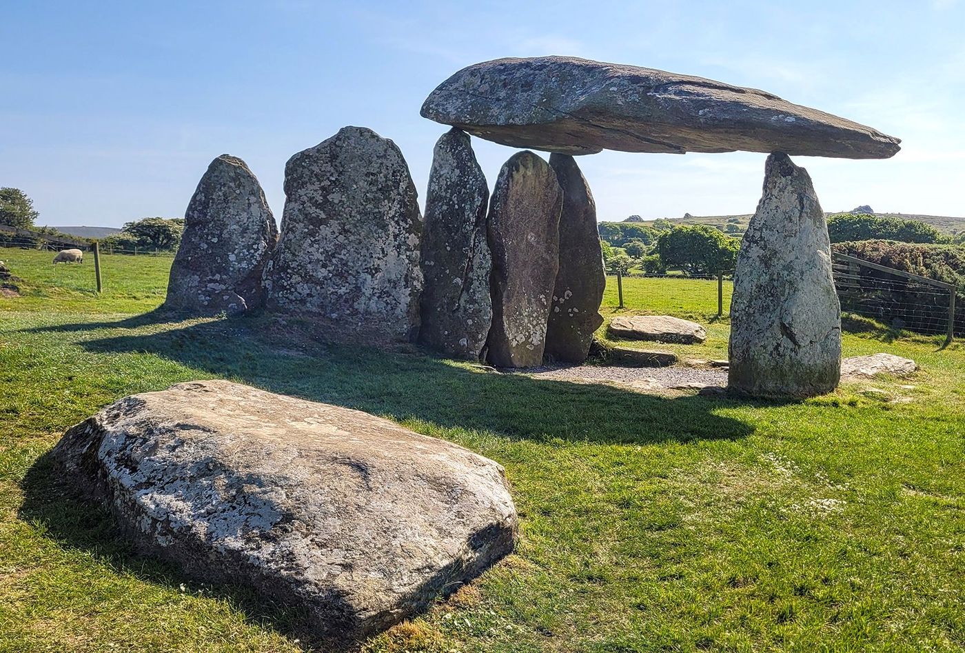 Dolmen de Pentre Ifan
