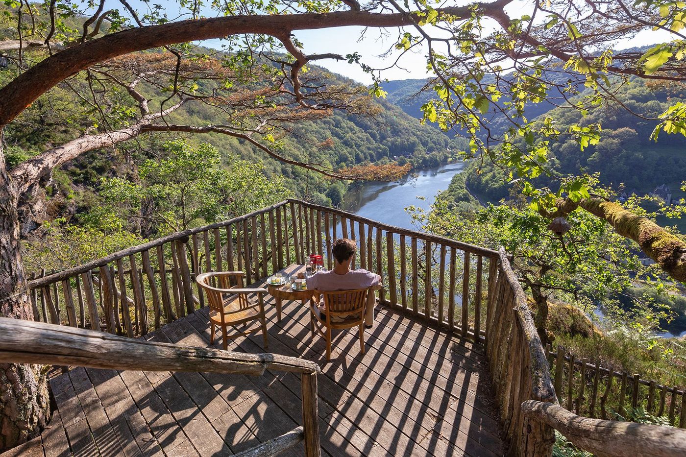 Dordogne Saint-Martial-Entraygues Cabane Hêtre sous le charme
