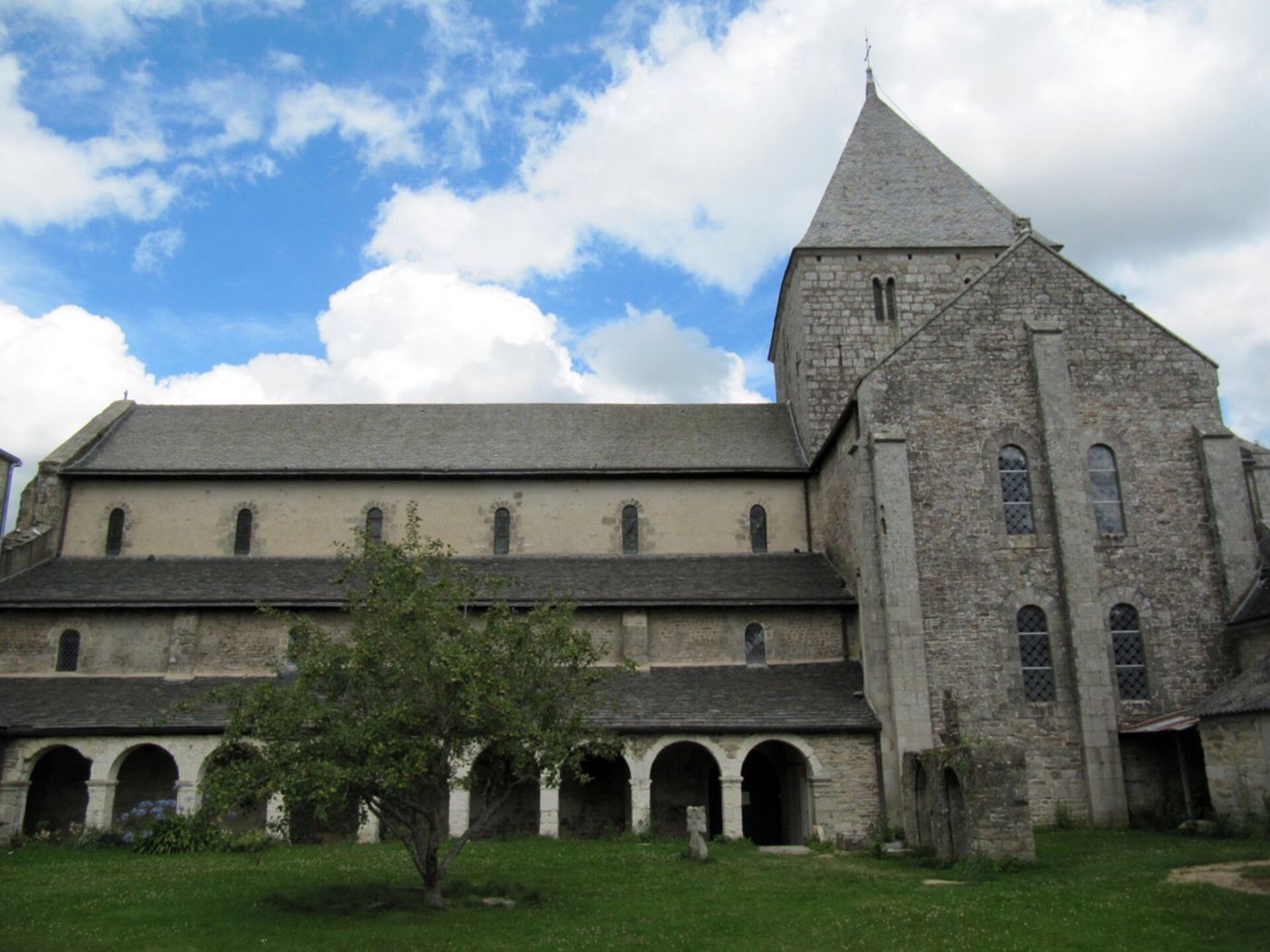 Eglise Notre-Dame de Locmaria - Prieuré