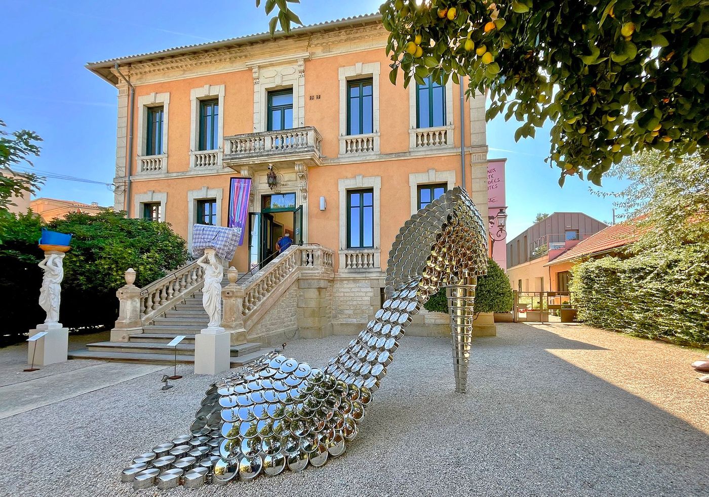 Entrée de la Villa Datris