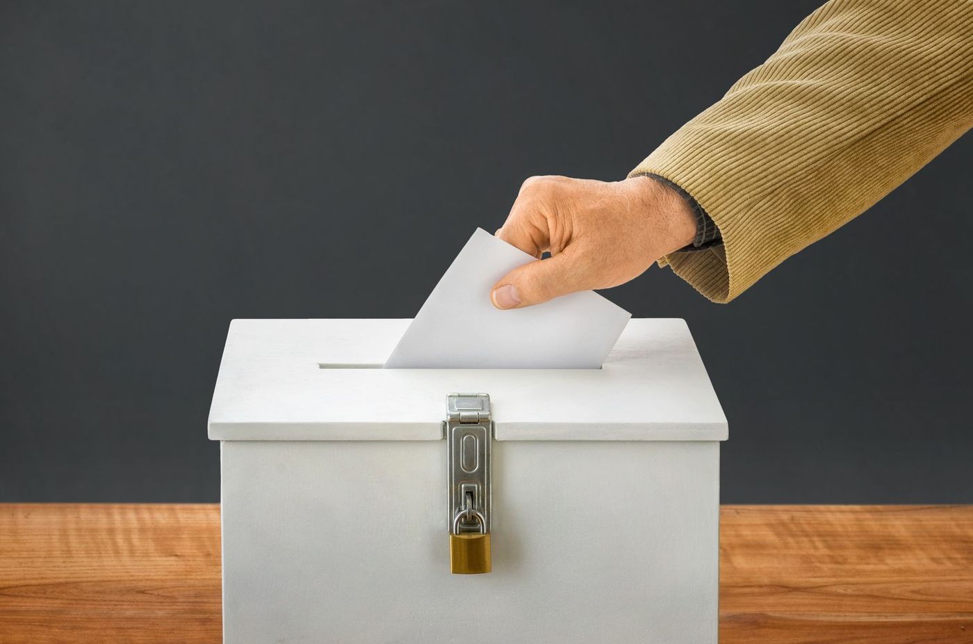 Expatriation Vote Urne