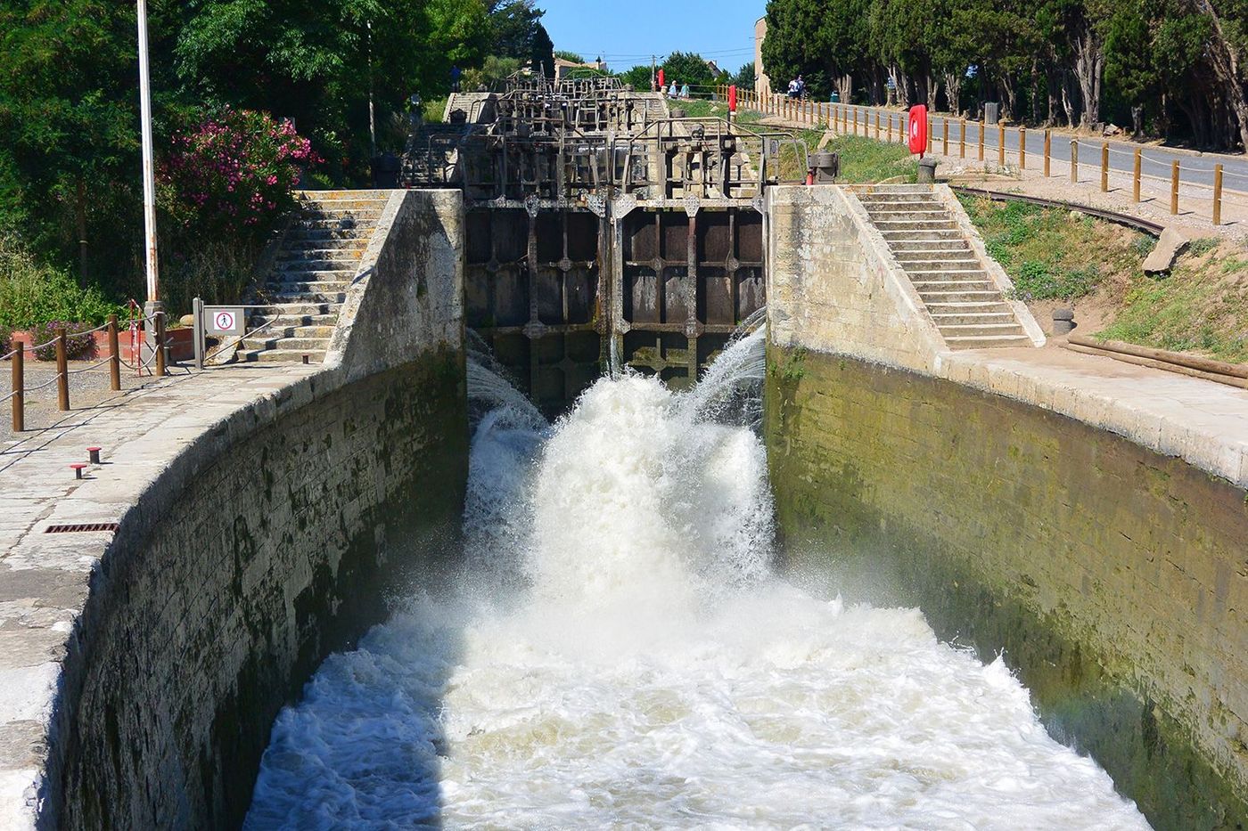 France Hérault Canal du Midi Ecluses de Fonséranes