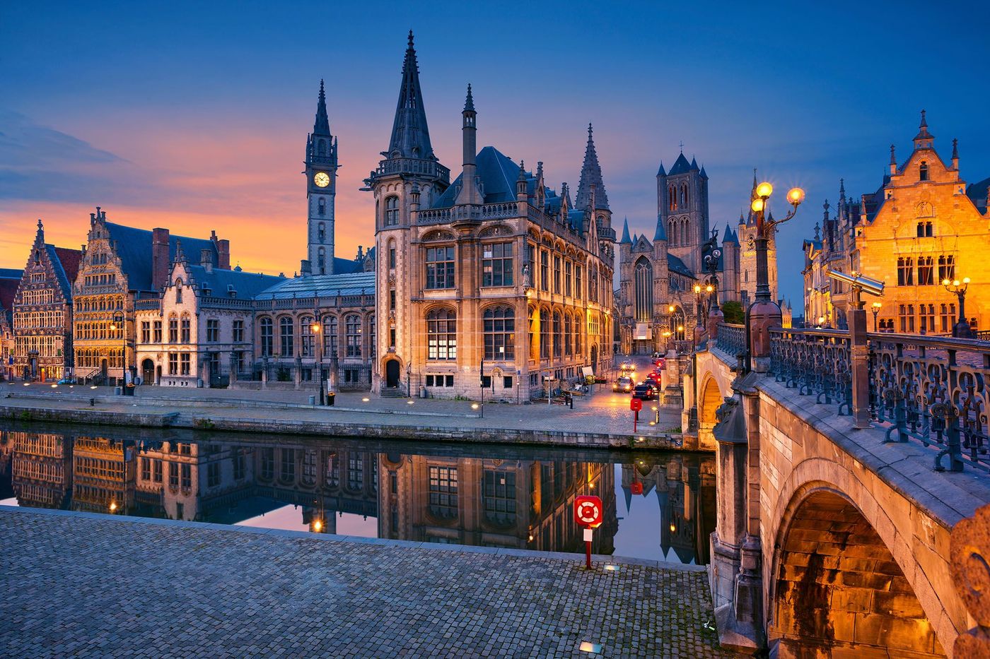 Gand au coucher de soleil - Belgique