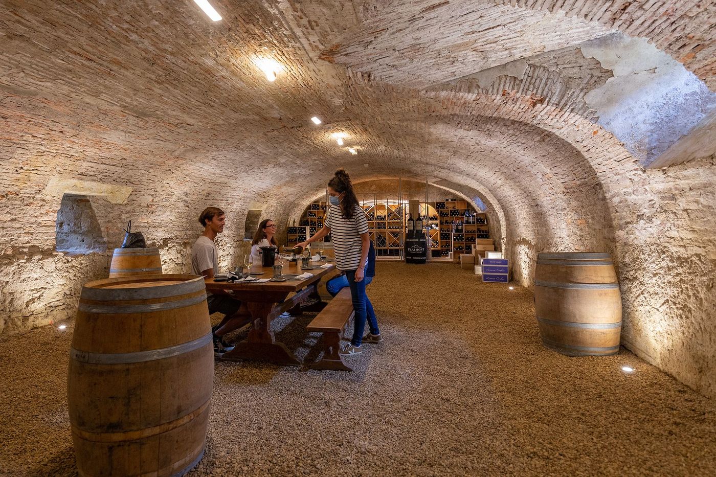 Gers Monastère Saint-Mont Cave