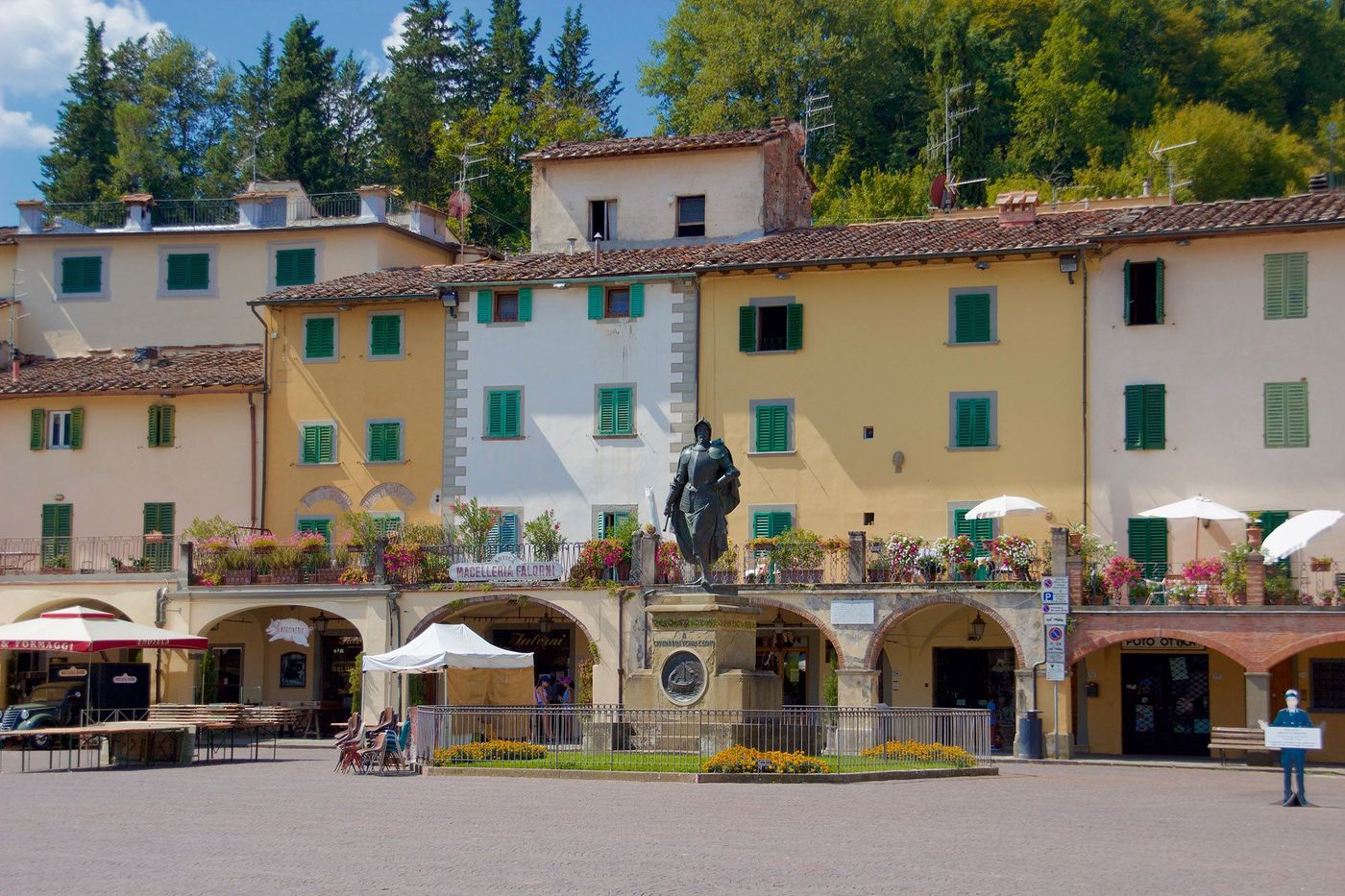 Greve in Chianti - piazza Matteotti