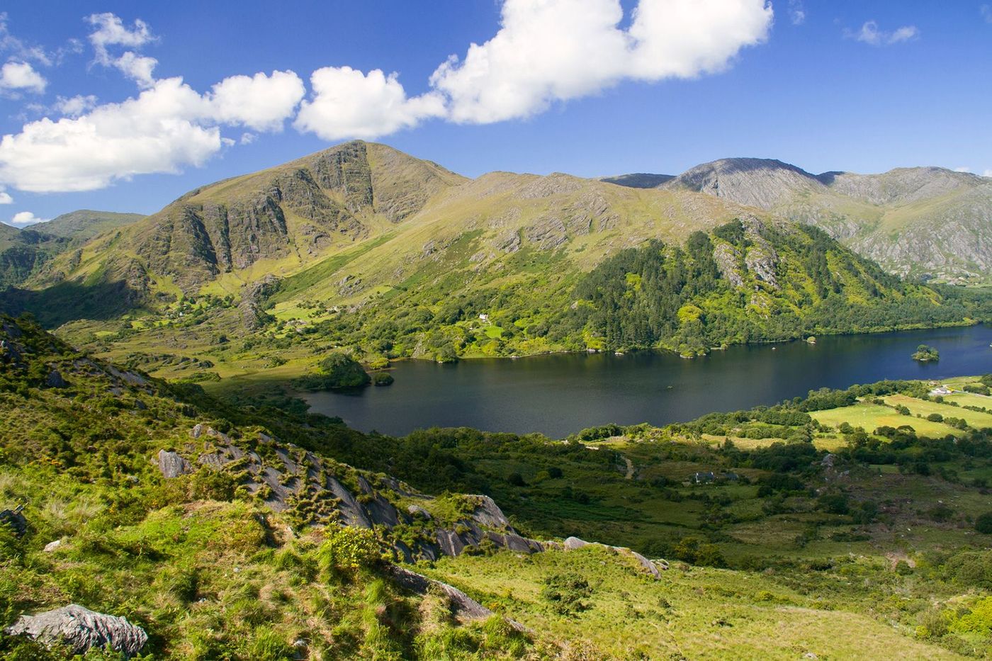 Irlande Vue depuis Healy Pass Glanmore Lake