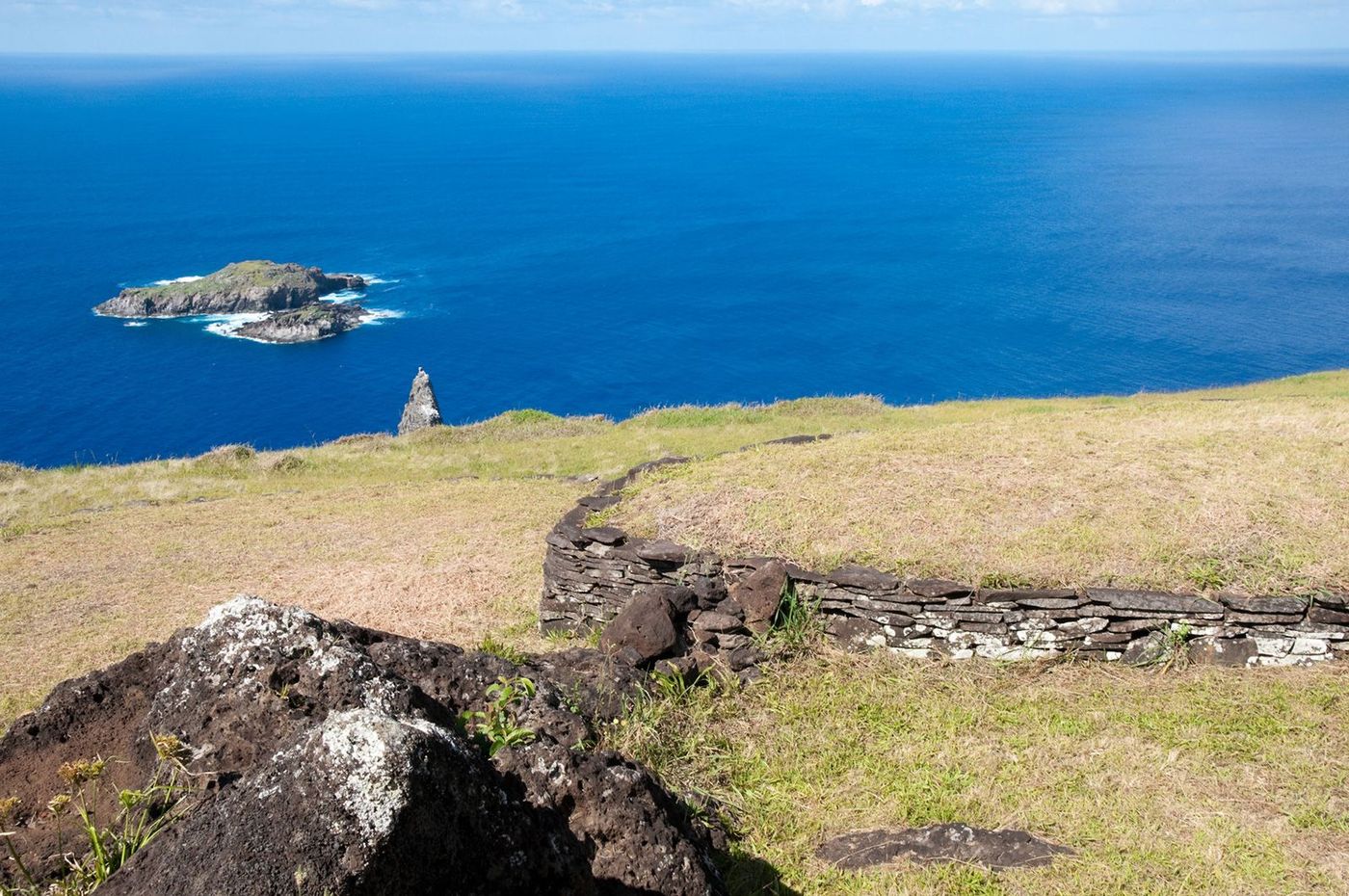 Île de Pâques Village Orongo et îlot Motu Nui