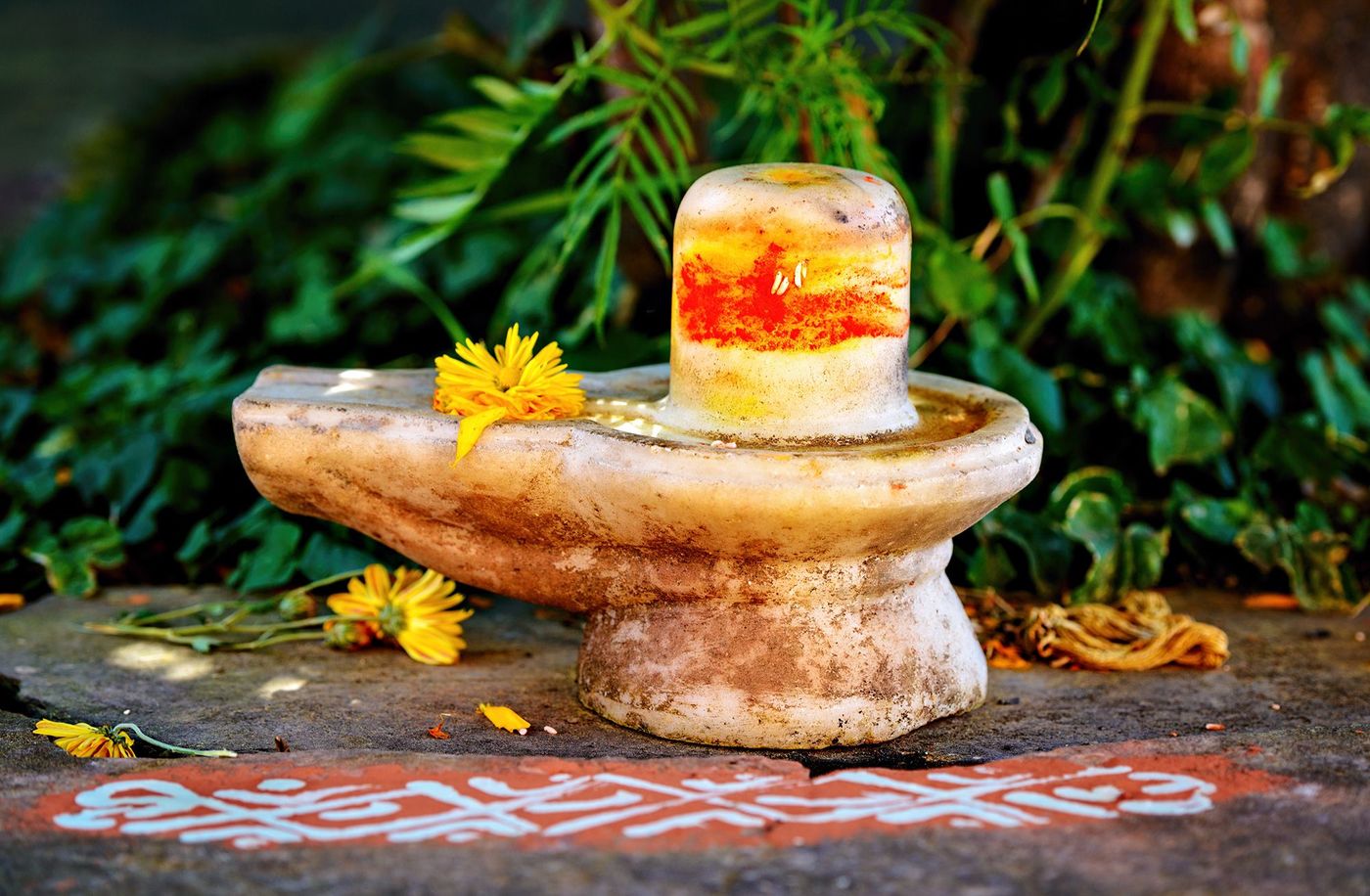 Inde Shiva sous forme de lingam