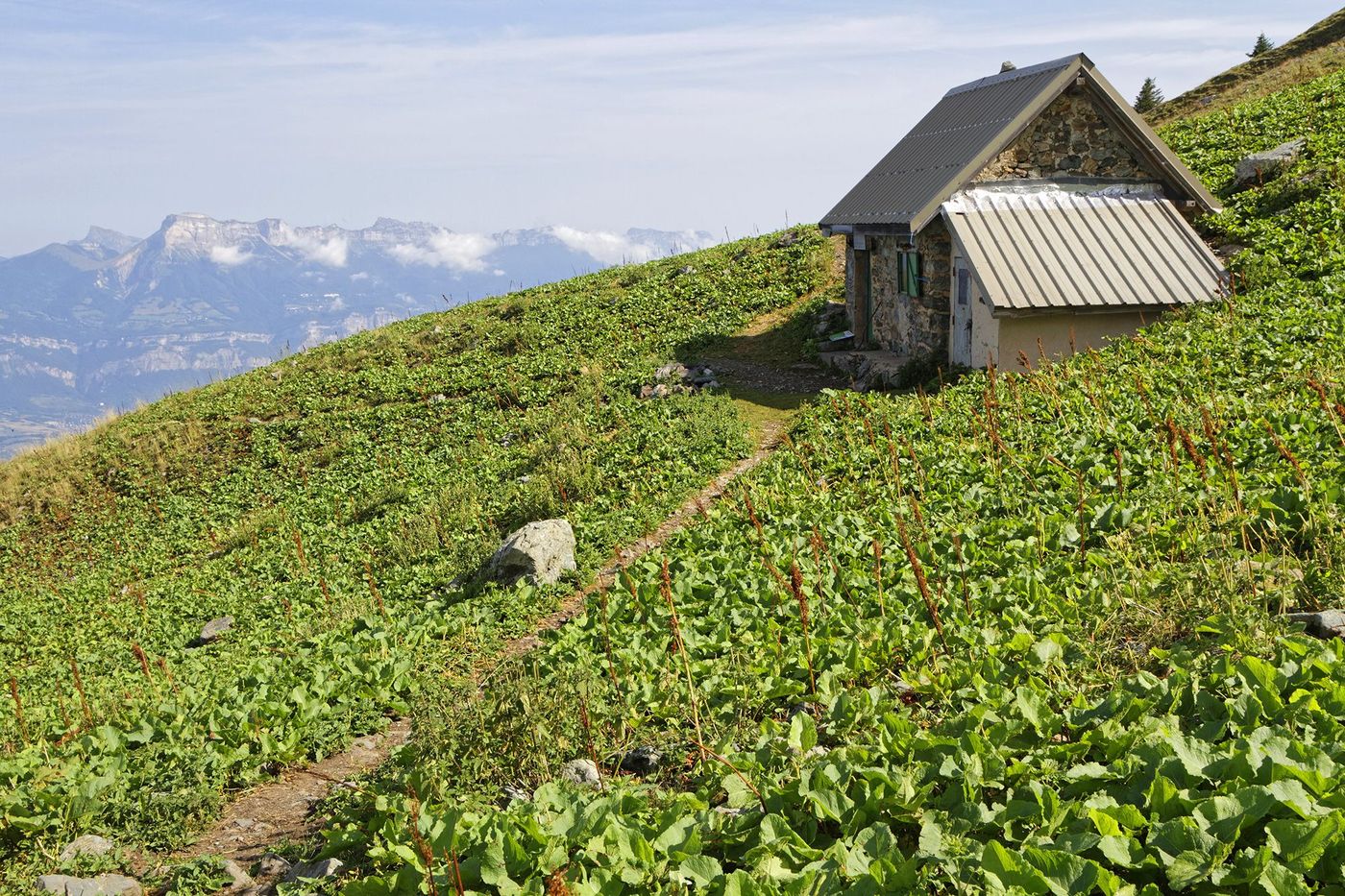 Isère Belledone Cabane pastorale du Colon