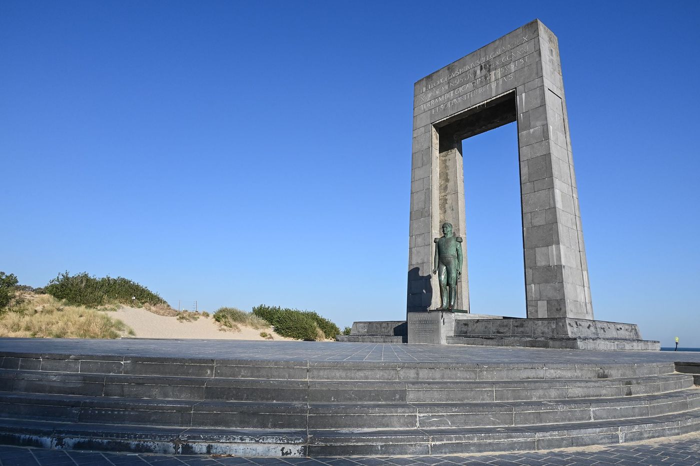 La Panne - statue de Leopold Ier