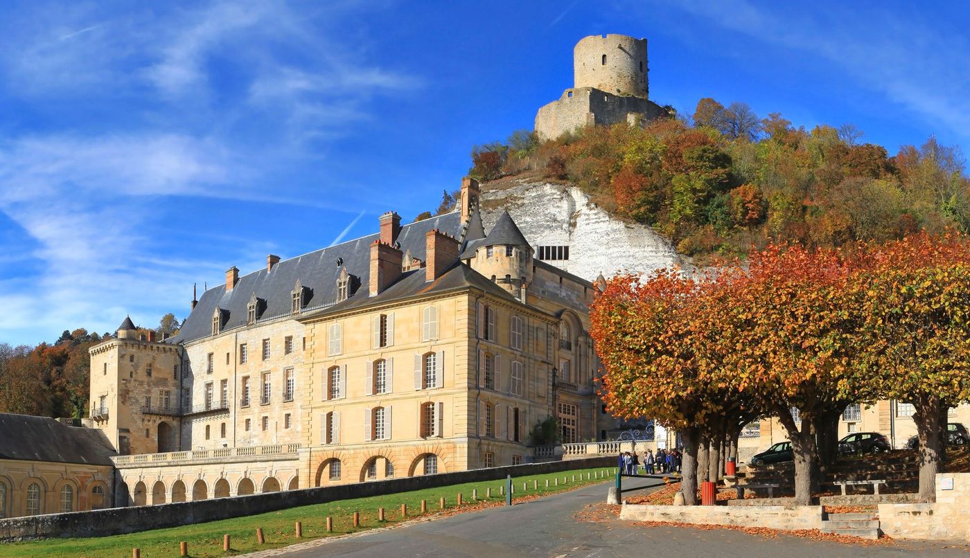 La Roche-Guyon Val d'Oise Village