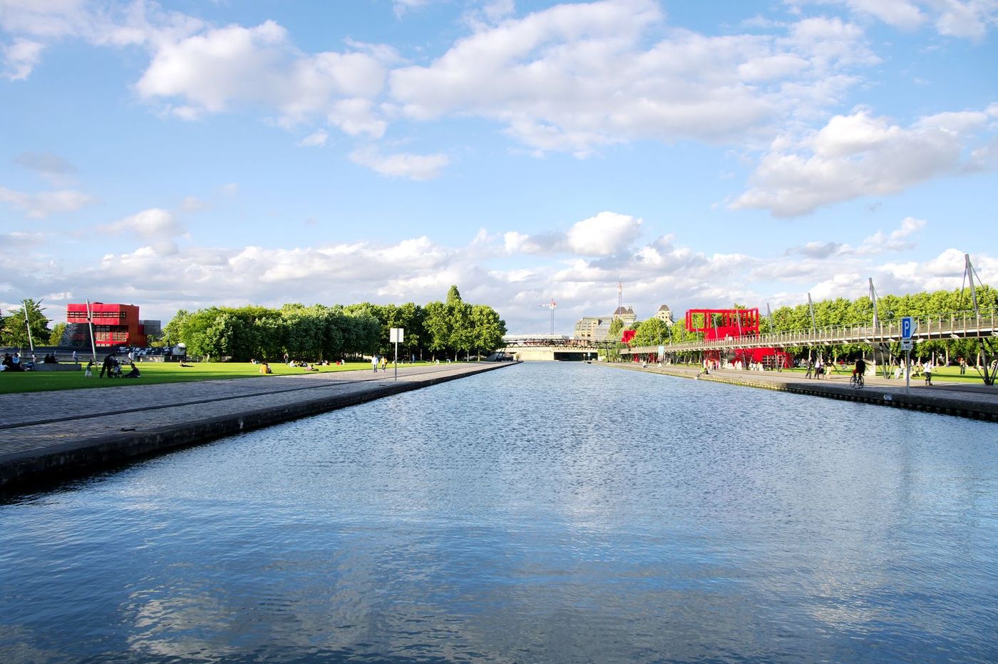 Paris La Villette Canal de l'Ourcq