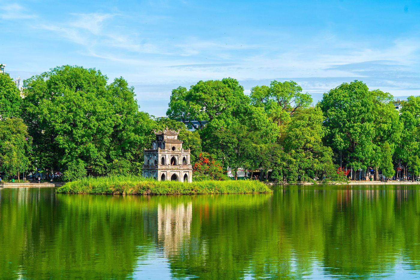 Lac Hoan Kiem - temple Ngoc Son