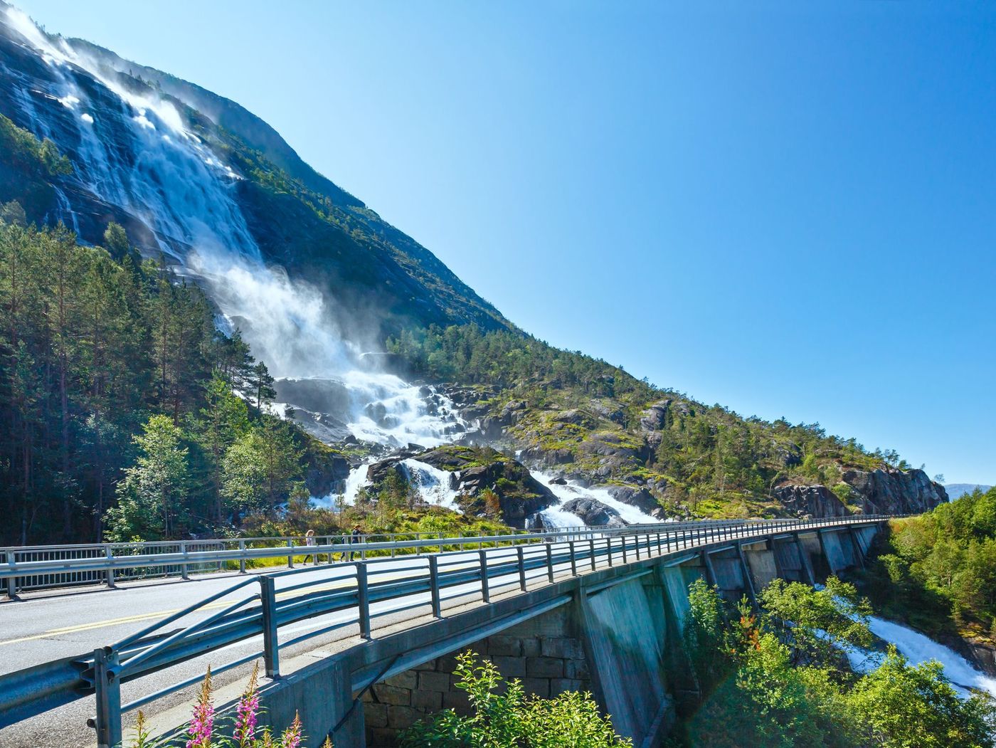Langfoss Cascade Norvège