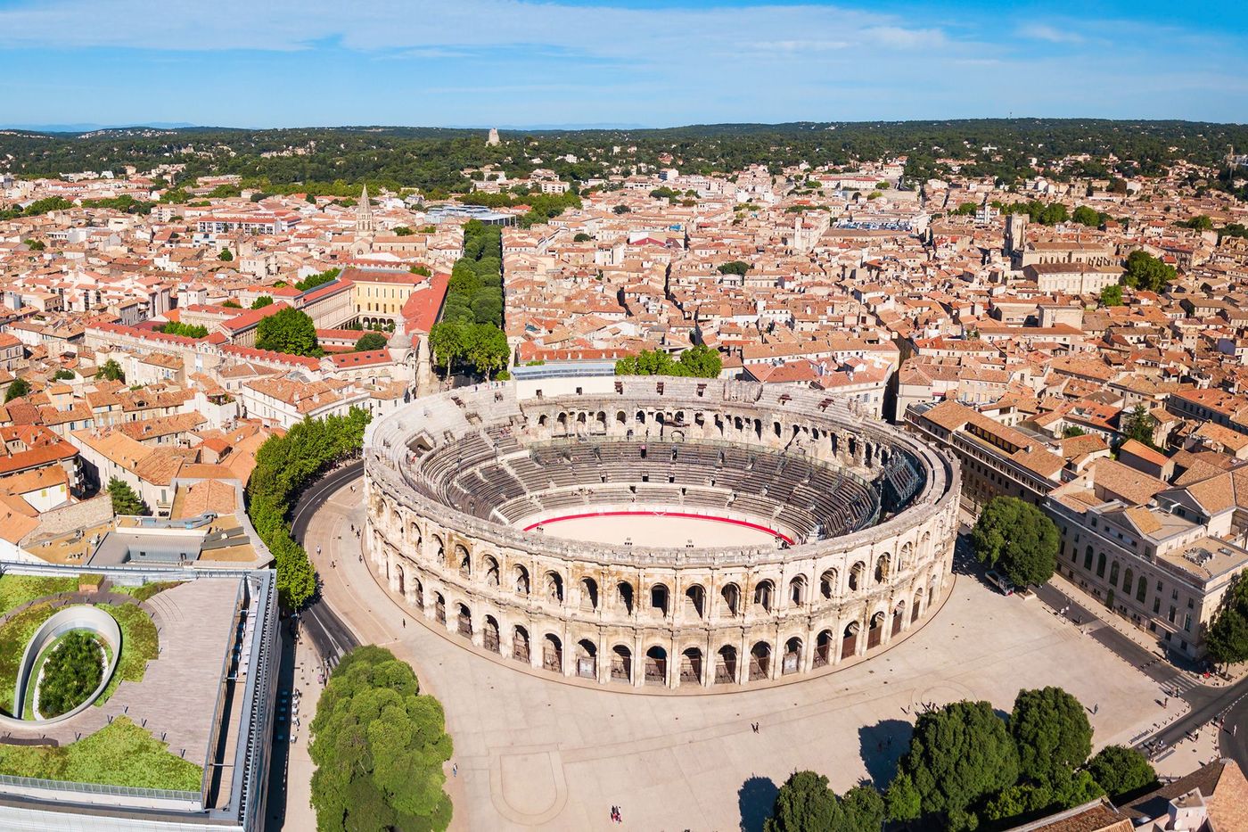 Languedoc Nîmes Arènes