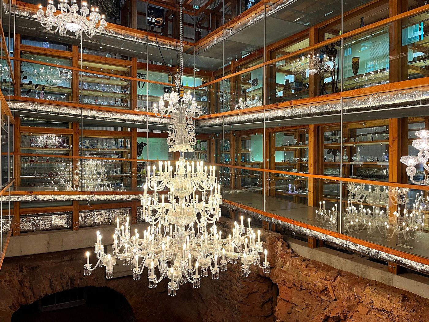 Lustre du musée du cristal