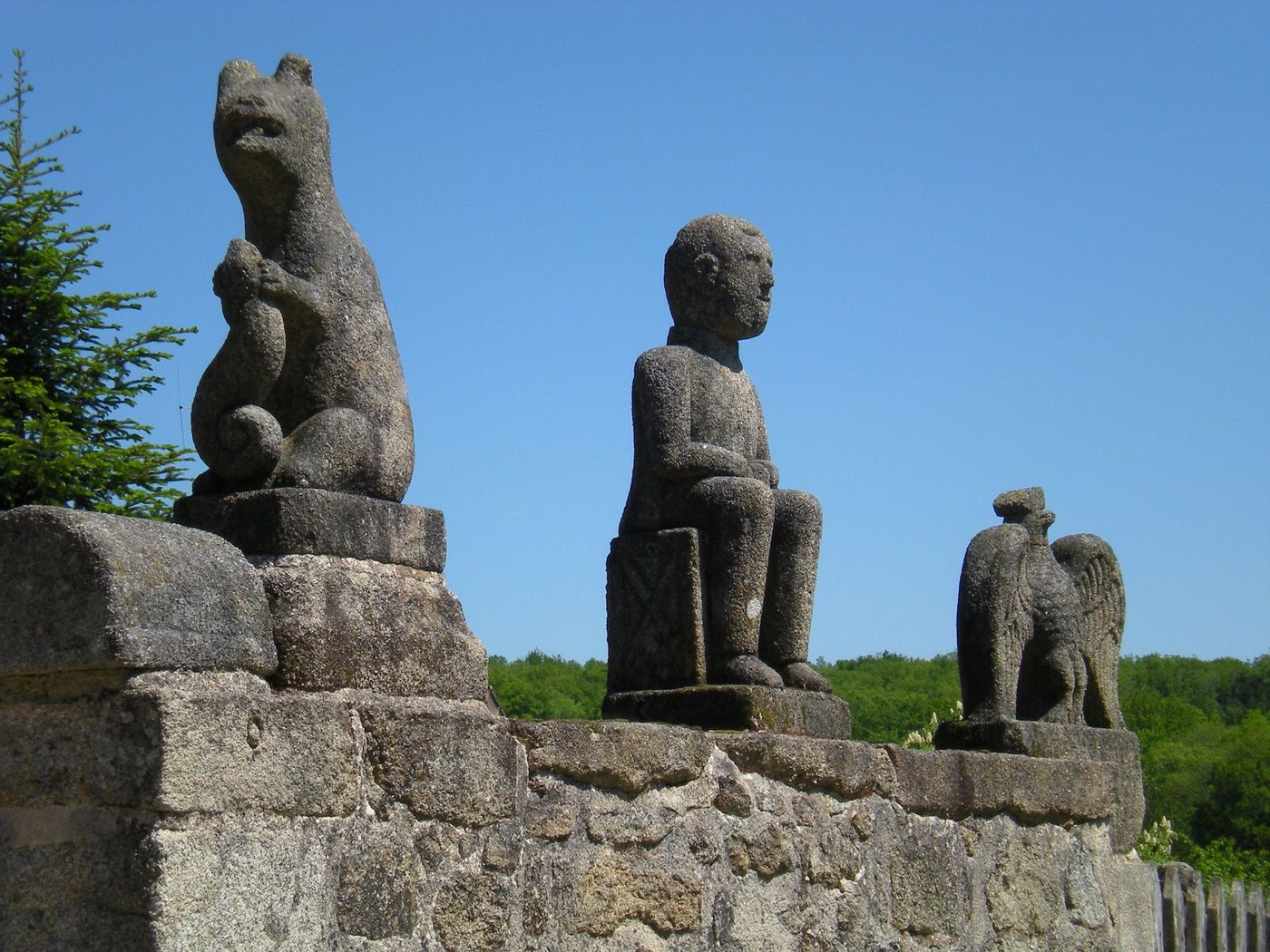 Marmots Masgot Statues