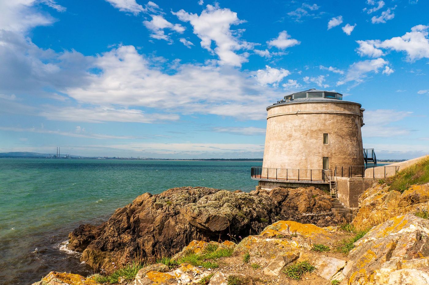 La tour Martello sur la côte de Sutton - Dublin