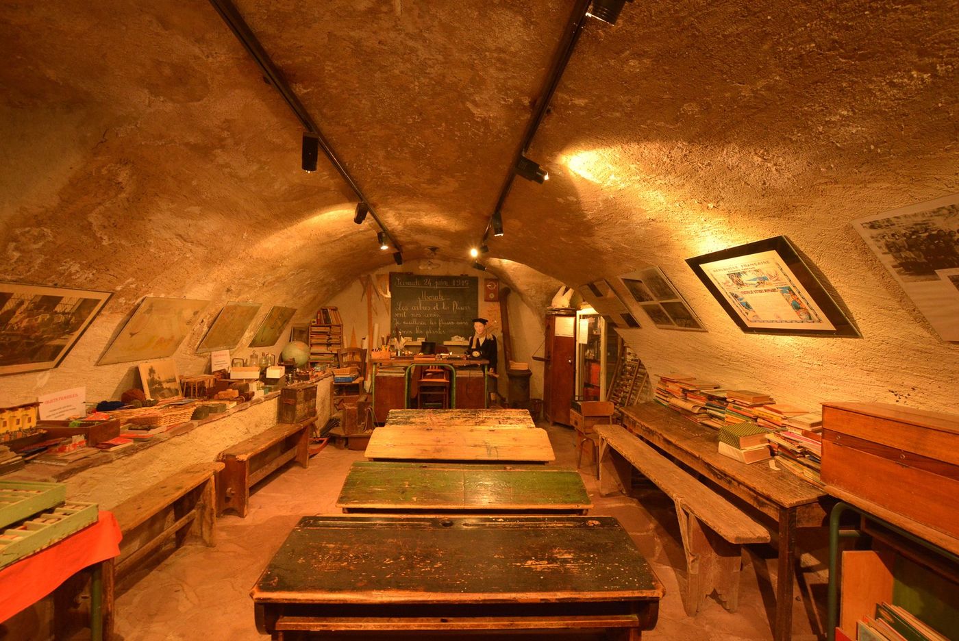 Mercantour Saint-Etienne-de-Tinée Musée de l'Ecole