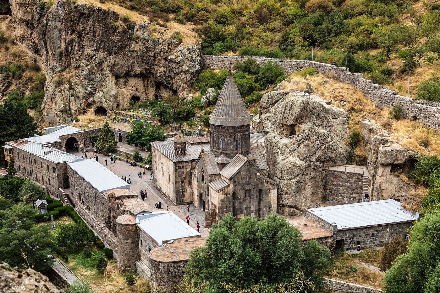 Le complexe monastique de Geghard dans la région de Kotayk - Arménie