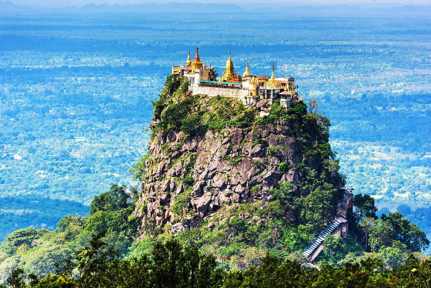 Mont Popa Temple Birmanie