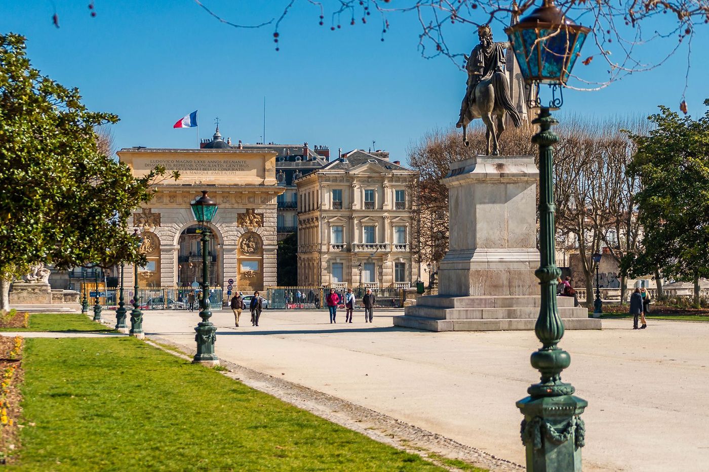 Montpellier Arc de Triomphe et promenade du Peyrou