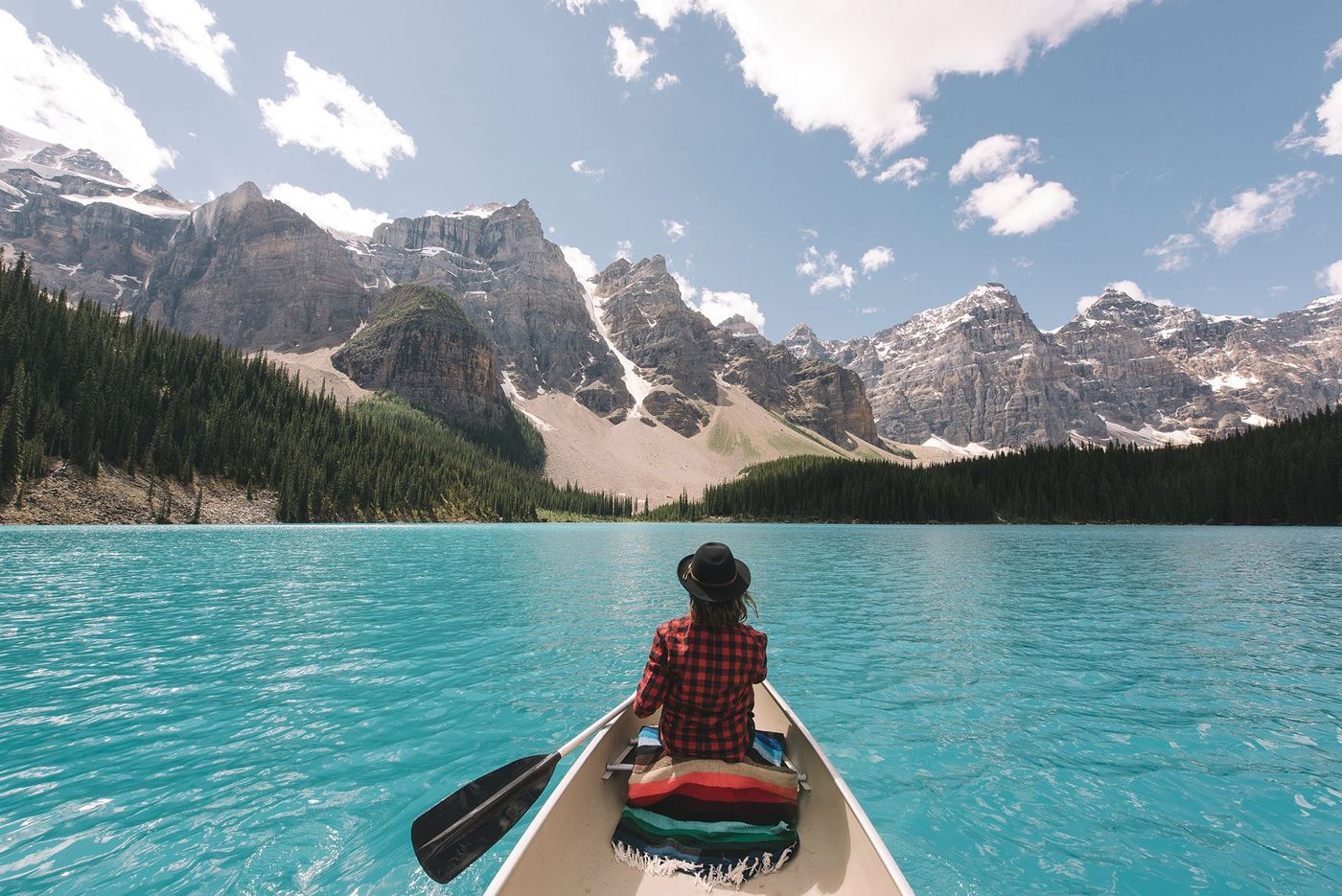 Canoë sur le Lac Moraine Parc National de Banff Alberta