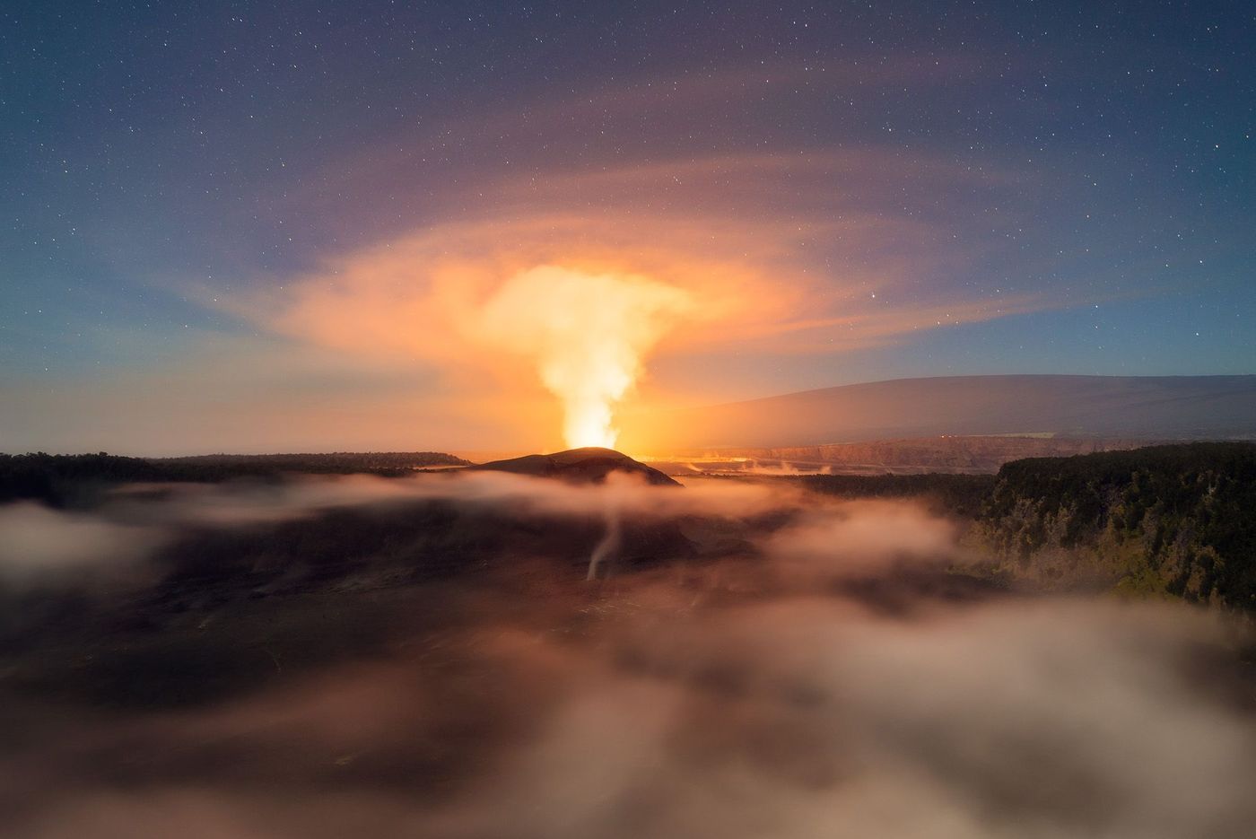 USA Halemaumau Crater Hawaii