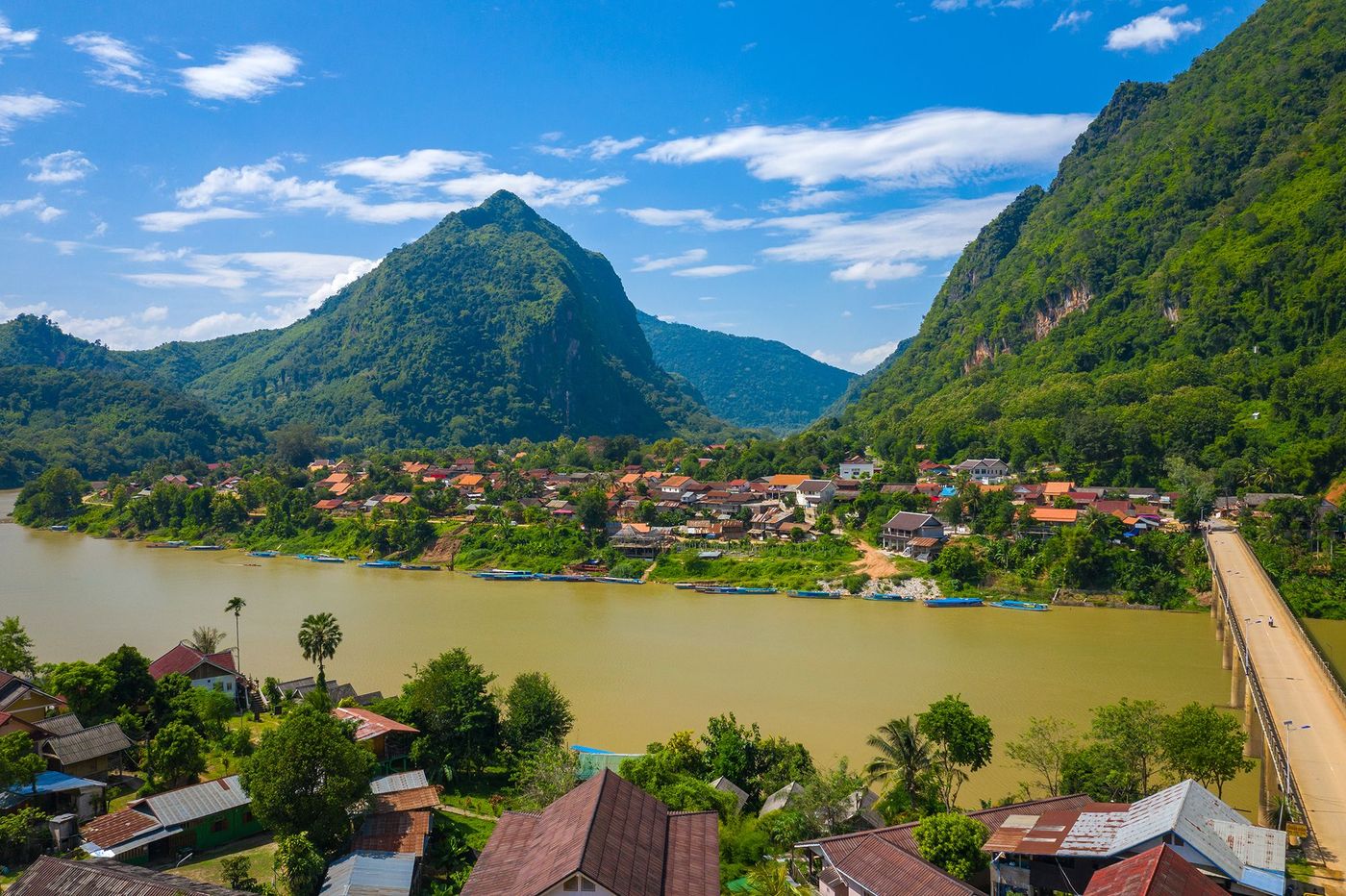 Nong Khiaw
