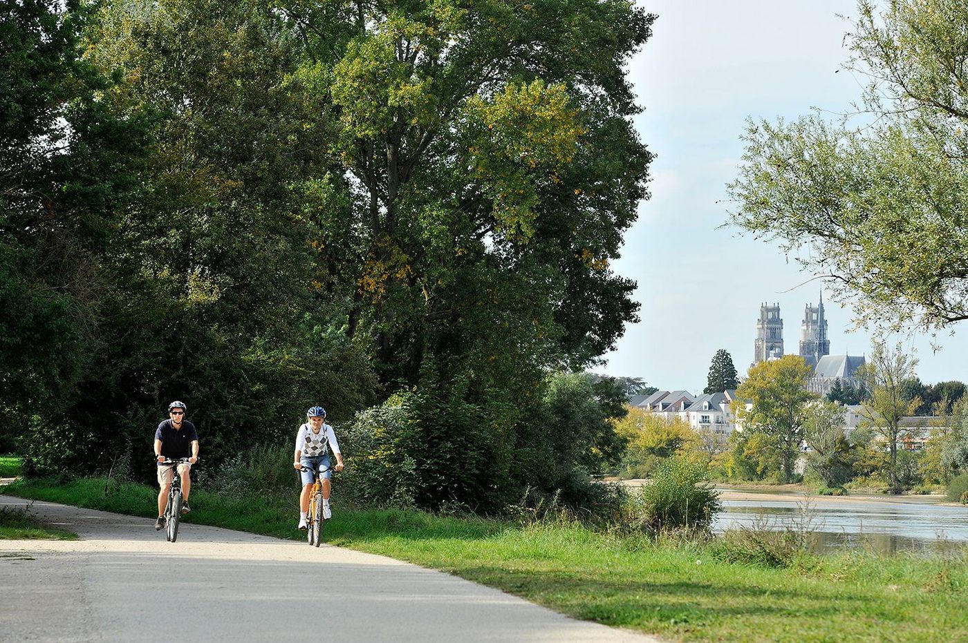 A vélo à l'île Charlemagne à Orléans