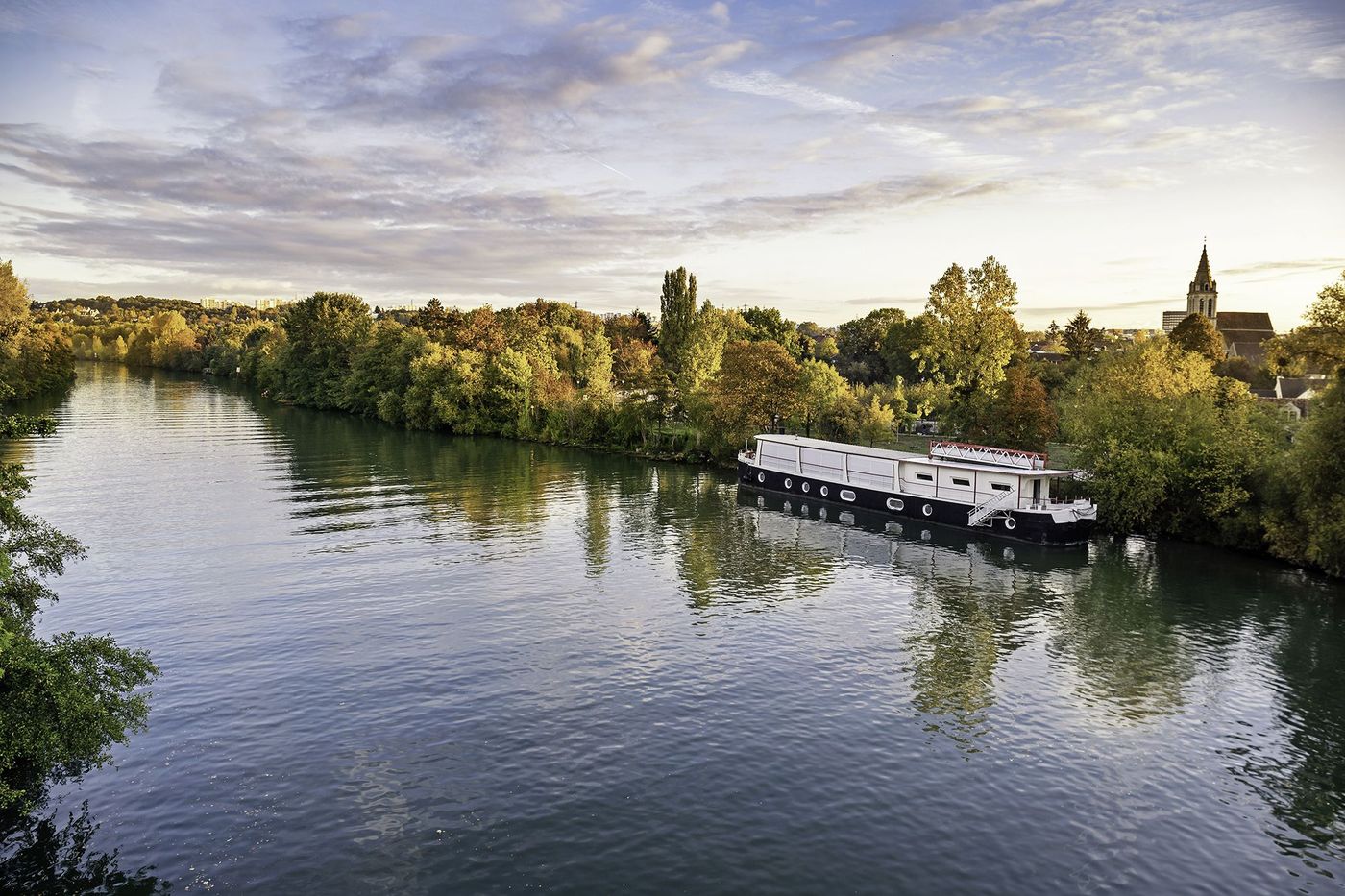 Péniche sur l'Oise - Cergy-Pontoise