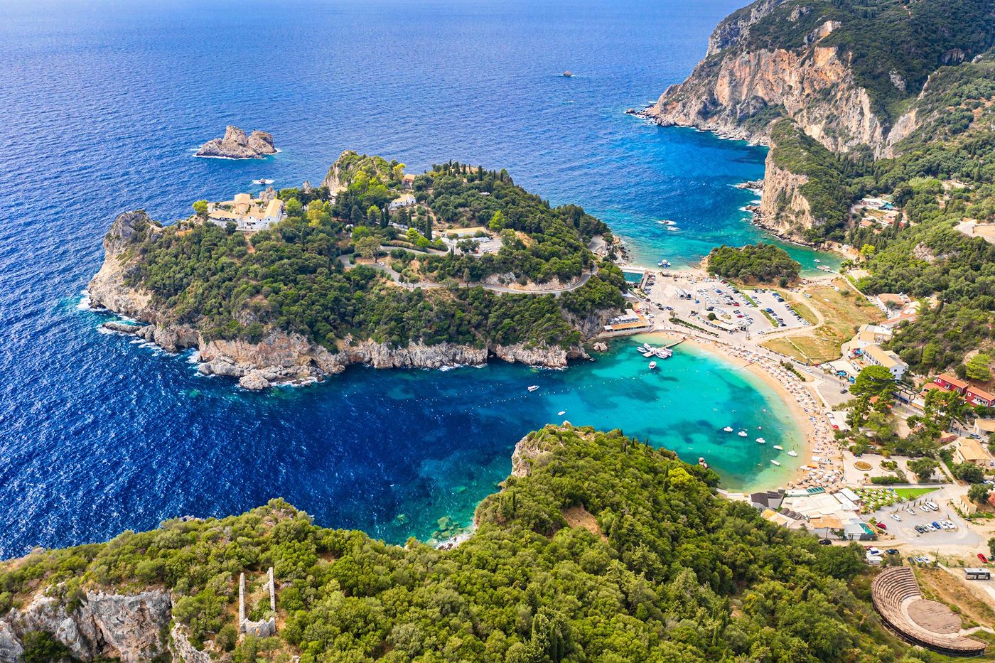 Paleokastritsa beach, Corfou, Grece.