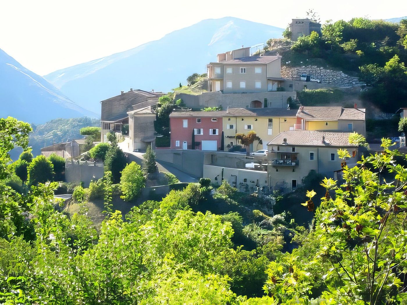 Le vieux village d'Aurel (Drôme)