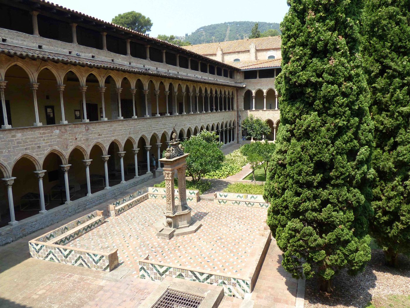 Palais et monastère de Pedralbes