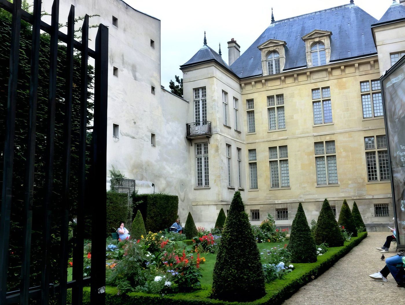Jardin de l'Hôtel de Donon