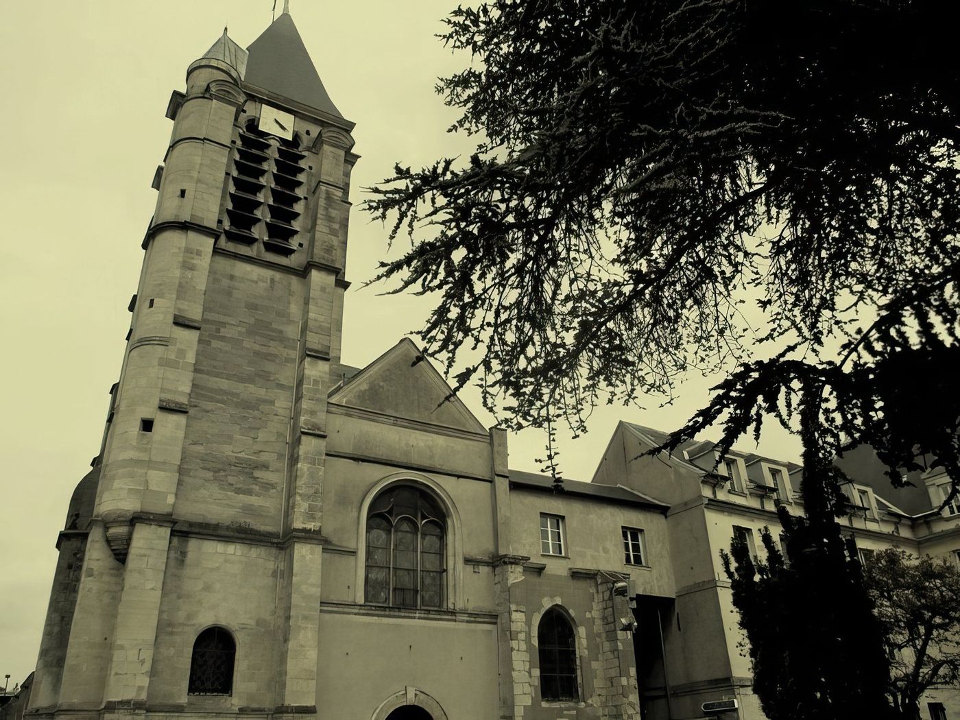 Église Saint-Cyr-Sainte-Julitte