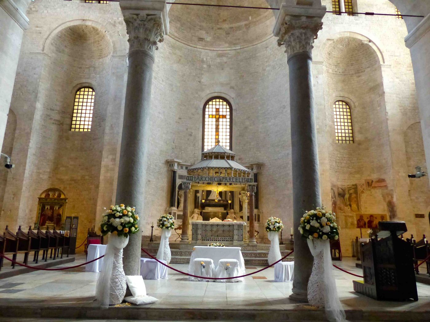 Basilique San Nicola - Intérieur