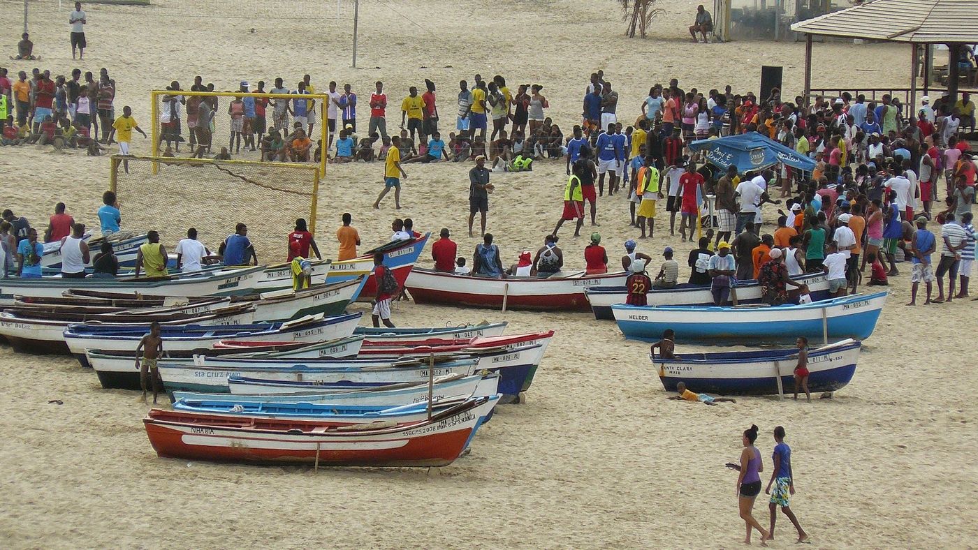 Tournoi de foot inter-îles sur la plage de Maio